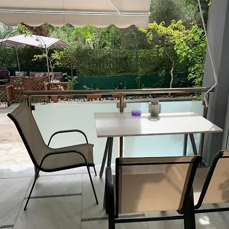 Luxury Ath Aparthotel