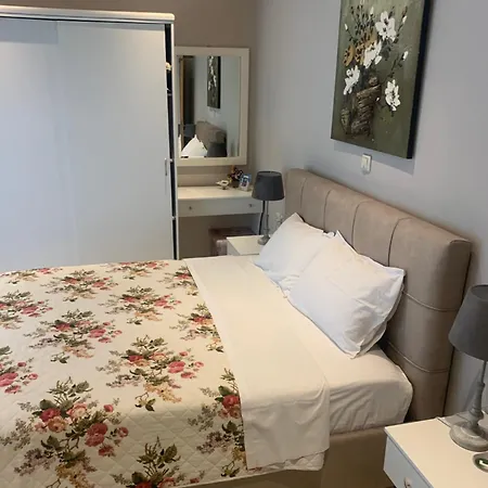 شقة فندقية Athanasia And