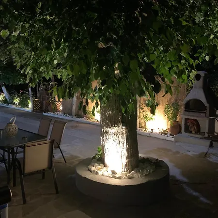 Hotel de apartamente Villa Athanasia And Apartments