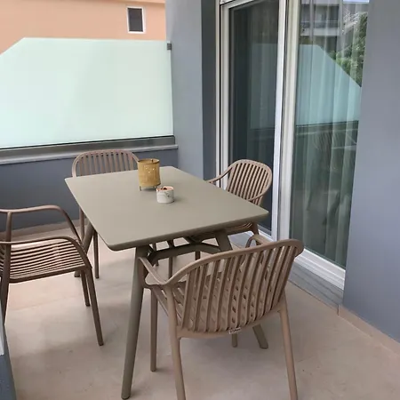 Athanasia And شقة فندقية 4*