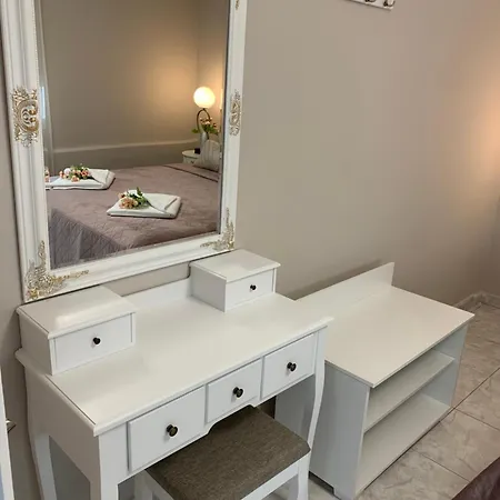 Hotel de apartamente Villa Athanasia And Apartments 4*