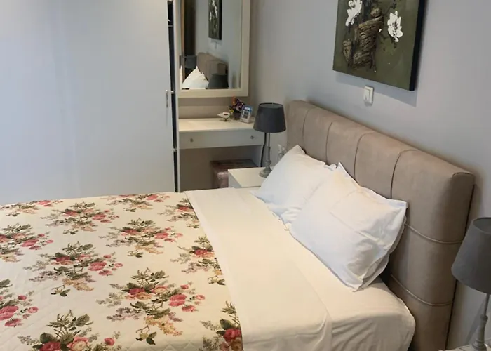 Apart-hotel Athanasia And