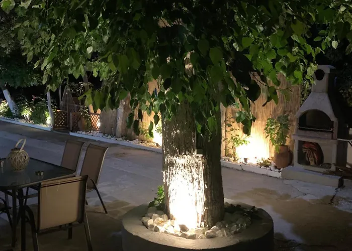 Apart-hotel Athanasia And