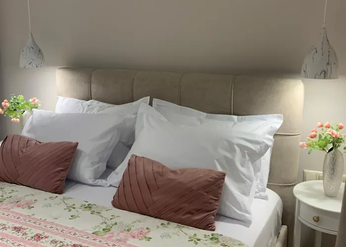 Apart-hotel Athanasia And