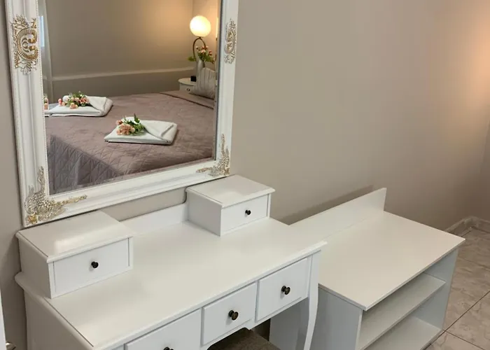 Apart-hotel Athanasia And 4*