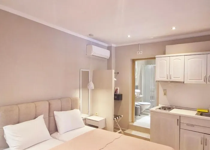 Athanasia And Apart-hotel 4*